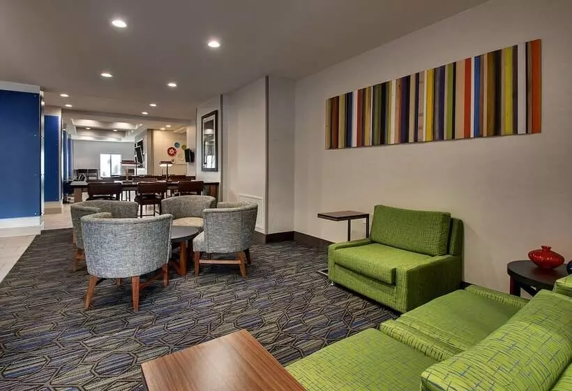 Holiday Inn Express Hotel & Suites Austell Powder Springs, An Ihg