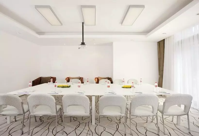 هتل Holiday Inn Express Beijing Temple Of Heaven, An Ihg