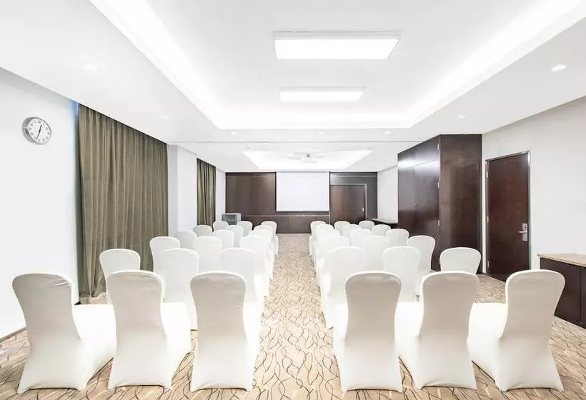 هتل Holiday Inn Express Beijing Temple Of Heaven, An Ihg