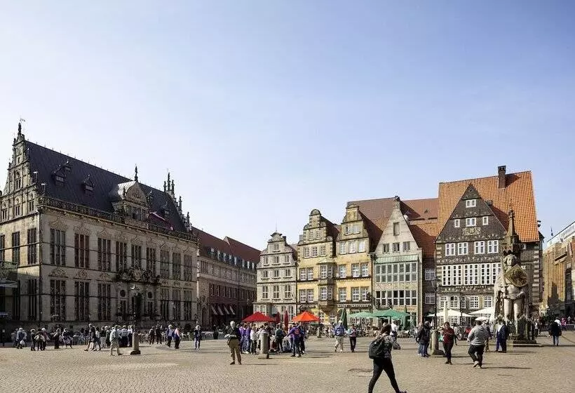 בית מלון כפרי Holiday Inn Express Bremen Airport, An Ihg