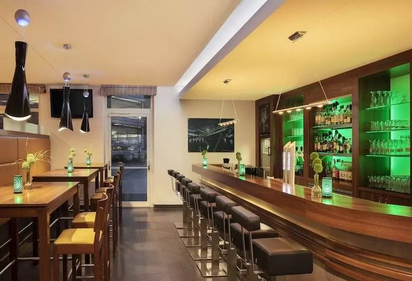 בית מלון כפרי Holiday Inn Express Bremen Airport, An Ihg