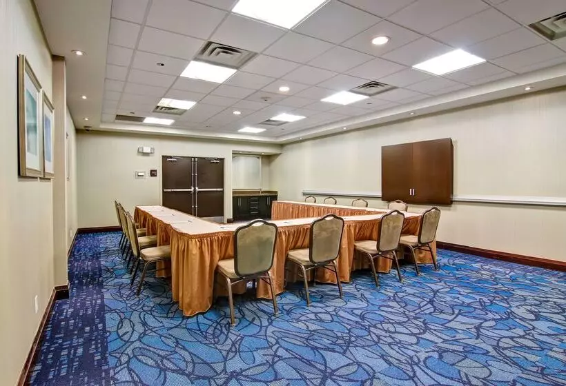 בית מלון כפרי Homewood Suites By Hilton Toronto Markham