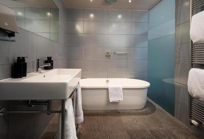 Отель The Midland