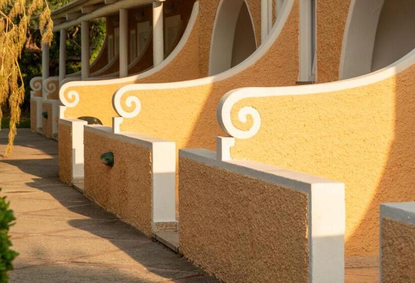 هتل Parco Delle Agavi