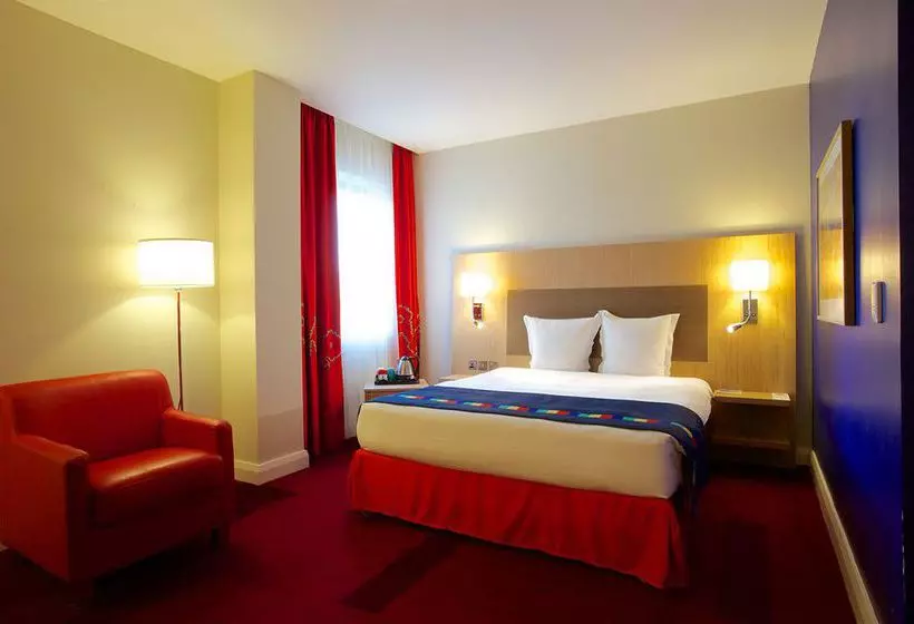 Отель Park Inn By Radisson Belfast