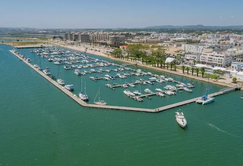 Real Marina Hotel & Spa