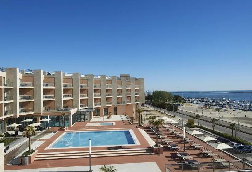 Real Marina Hotel & Spa