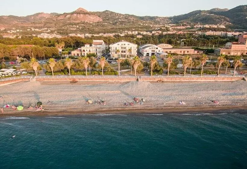 Отель Residence Miljunka