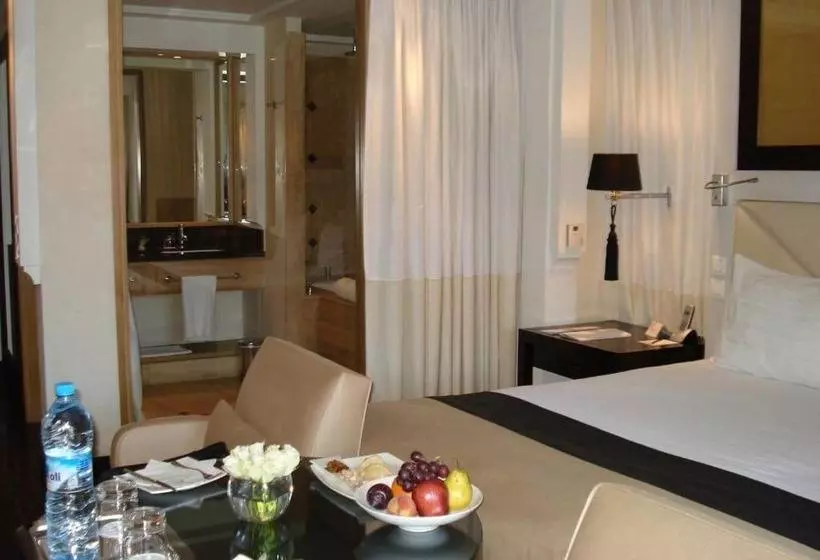 هتل & Ryads Barriere Le Naoura