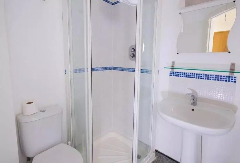 ホテル The Bournemouth Maemar