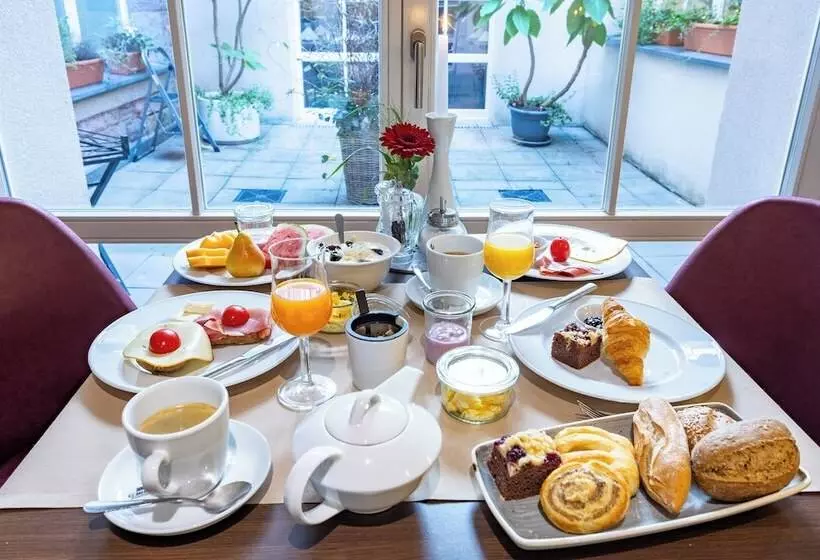 هتل Batschari Palais Baden Baden