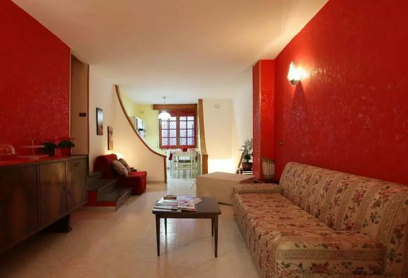 تختخواب و صبحانه Il Casaletto