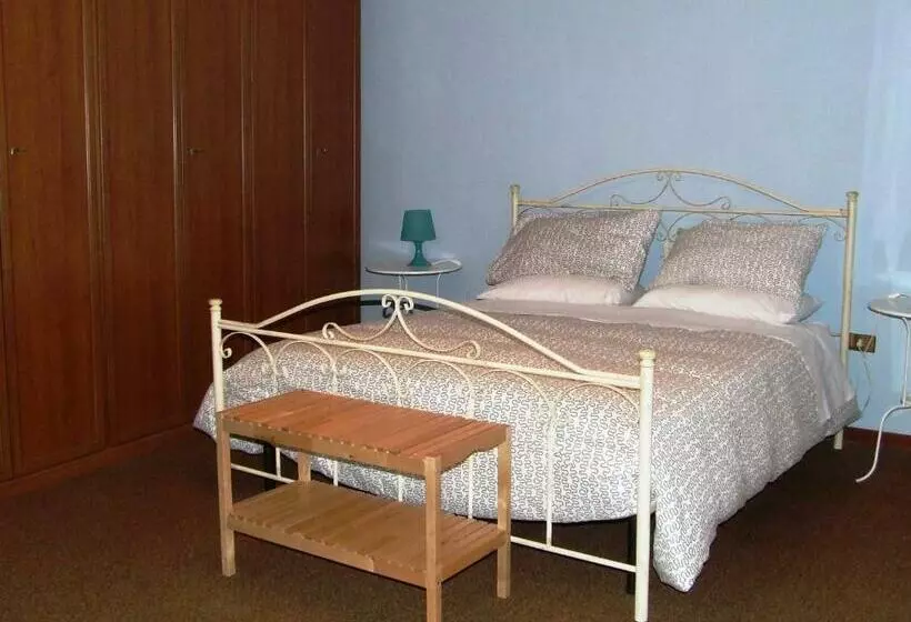 تختخواب و صبحانه Il Casaletto