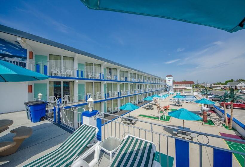 فندق على الطريق Compass Family Resort