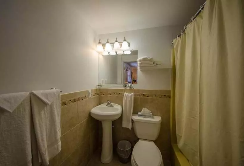 Motelli Compass Family Resort