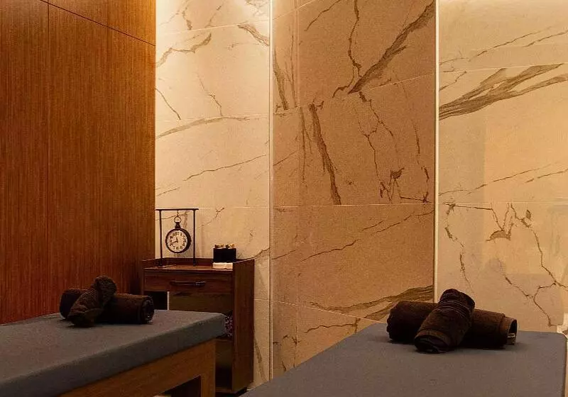 ホテル Ibis Styles Istanbul Merter