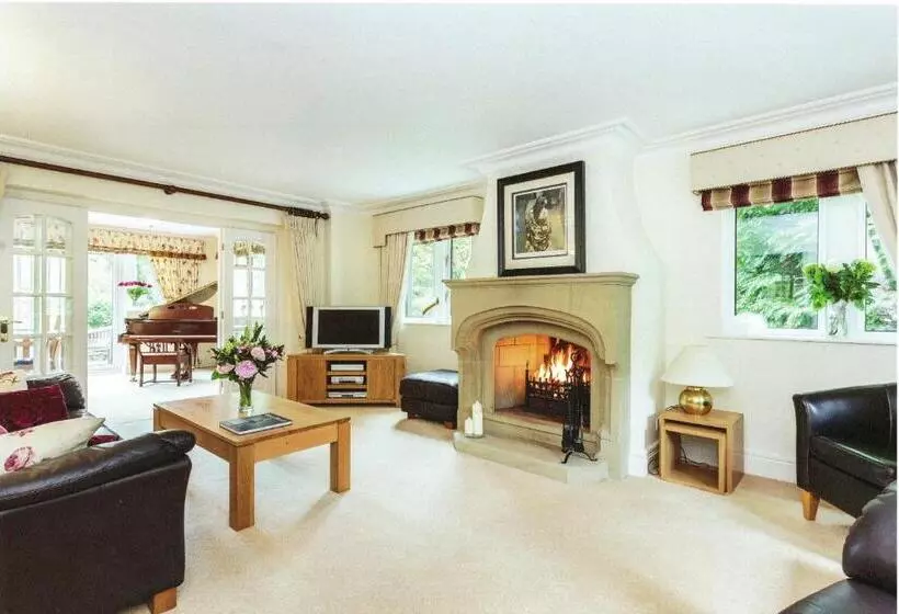 Aamiaismajoitus (B&B) Cleveliot House