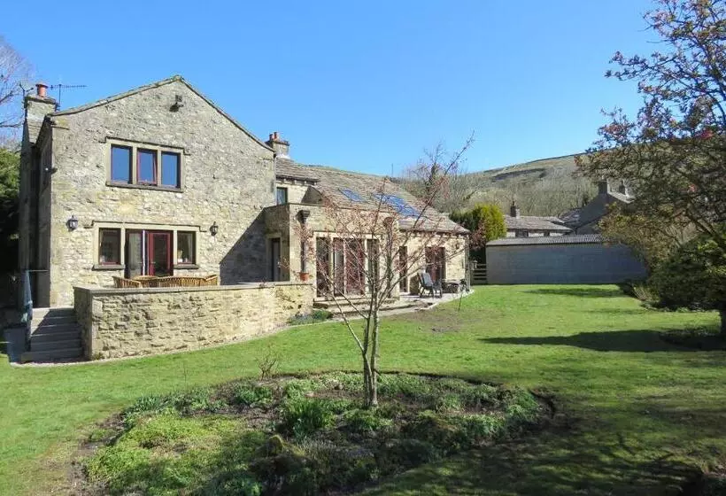 Aamiaismajoitus (B&B) Cleveliot House