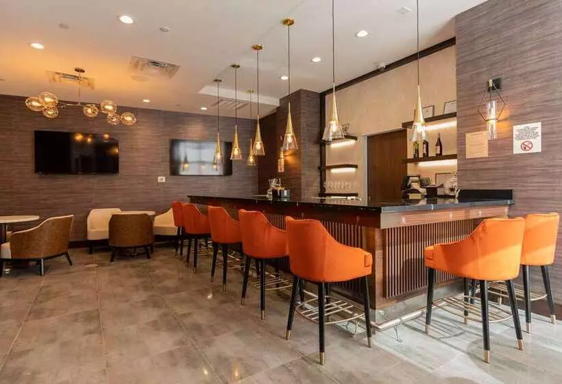 هتل Hampton Inn & Suites Houston Sugar Land