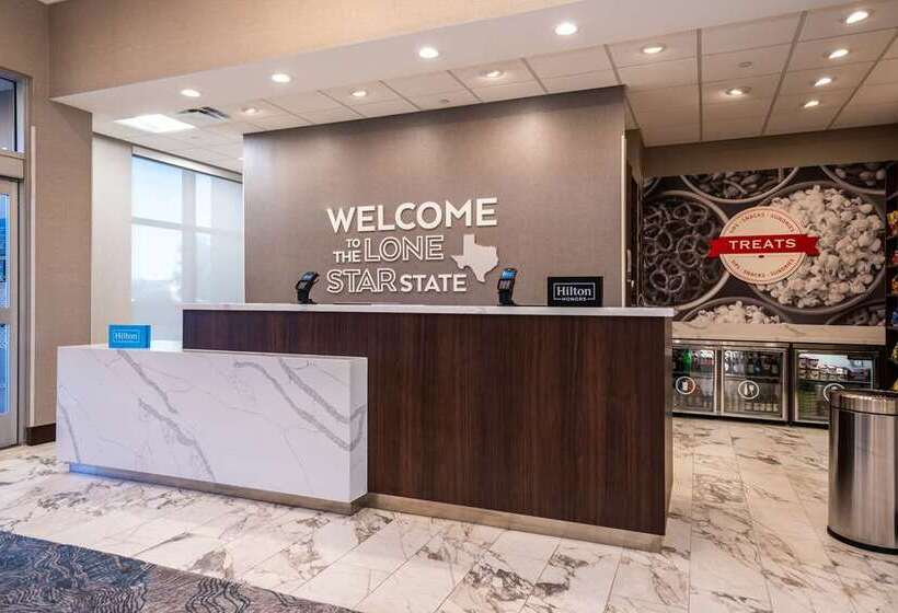 Отель Hampton Inn & Suites Houston Sugar Land