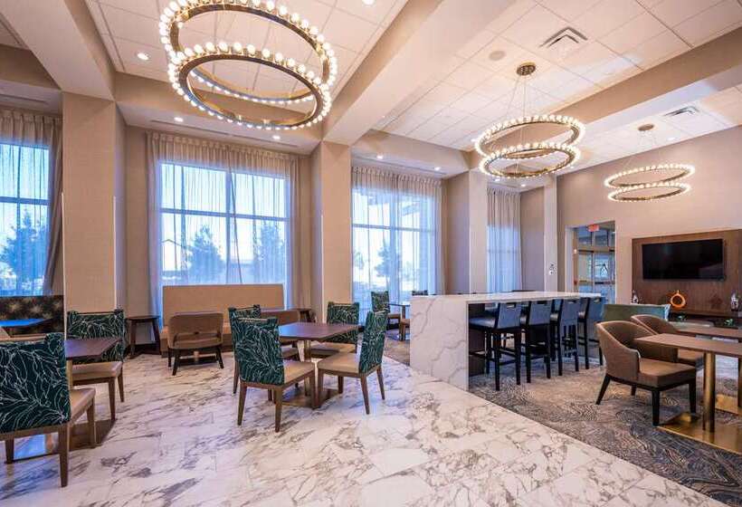 Отель Hampton Inn & Suites Houston Sugar Land