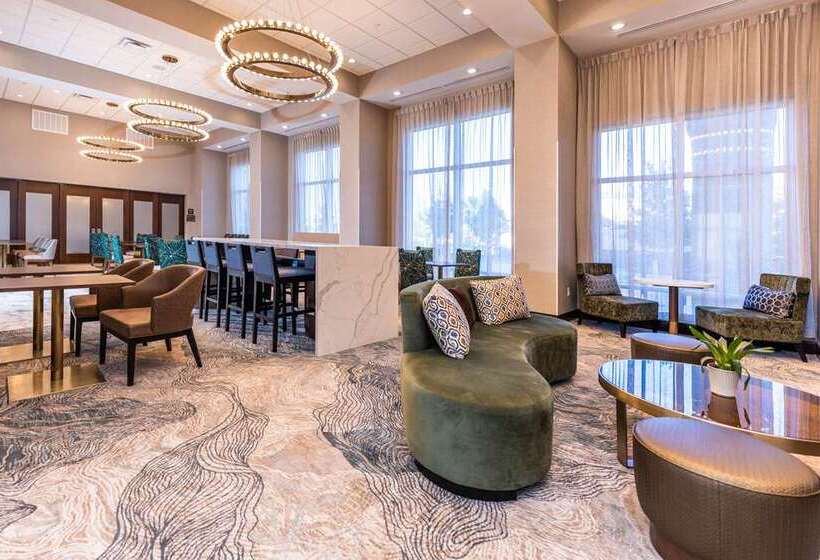 Отель Hampton Inn & Suites Houston Sugar Land