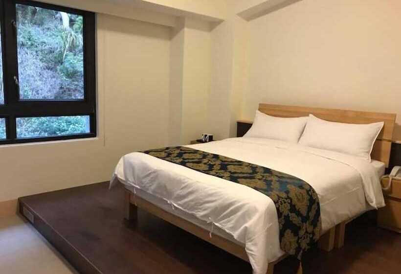 هتل Mountain Sea Villa