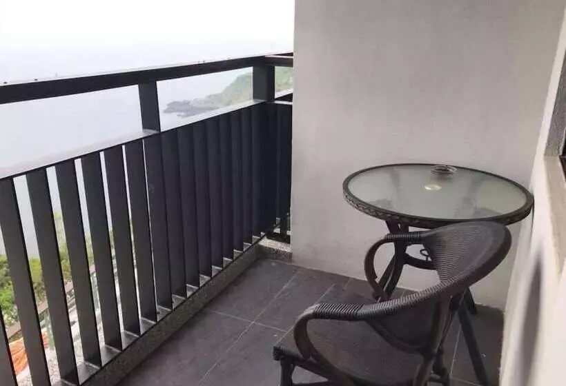 هتل Mountain Sea Villa
