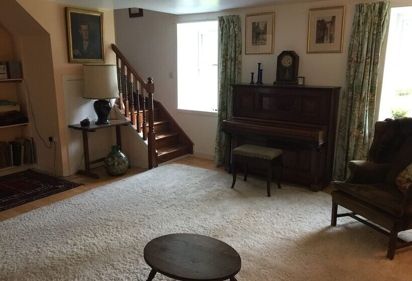 Beautiful Highland 1 Bed Cottage