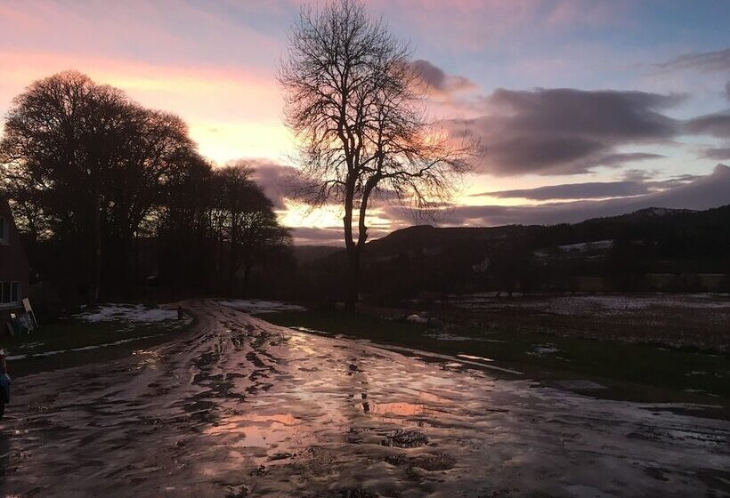 Beautiful Highland 1 Bed Cottage