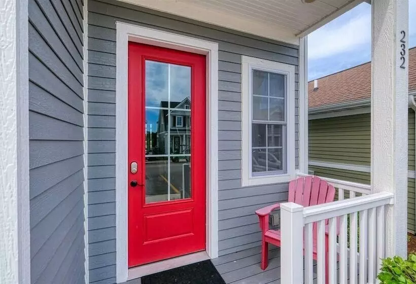 Hook, Wine, & Sinker