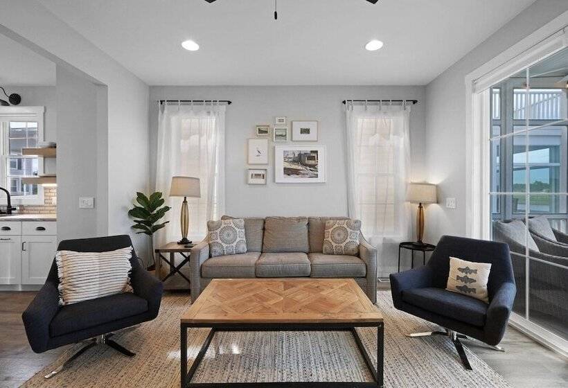 Hook, Wine, & Sinker