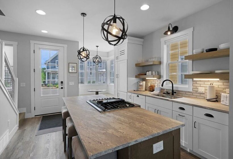 Hook, Wine, & Sinker