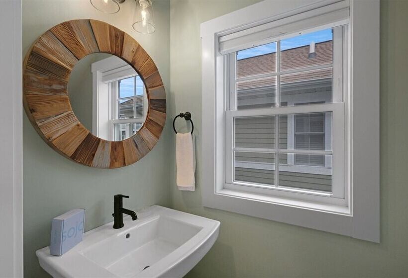 Hook, Wine, & Sinker