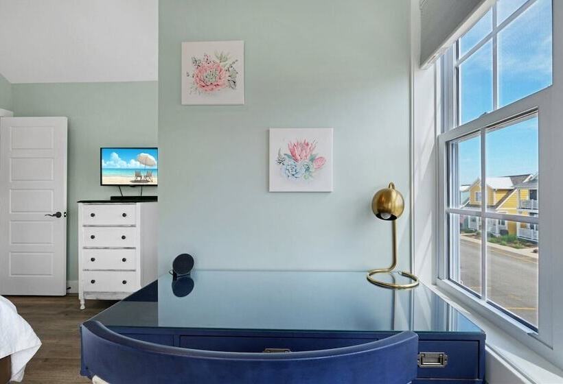 Hook, Wine, & Sinker