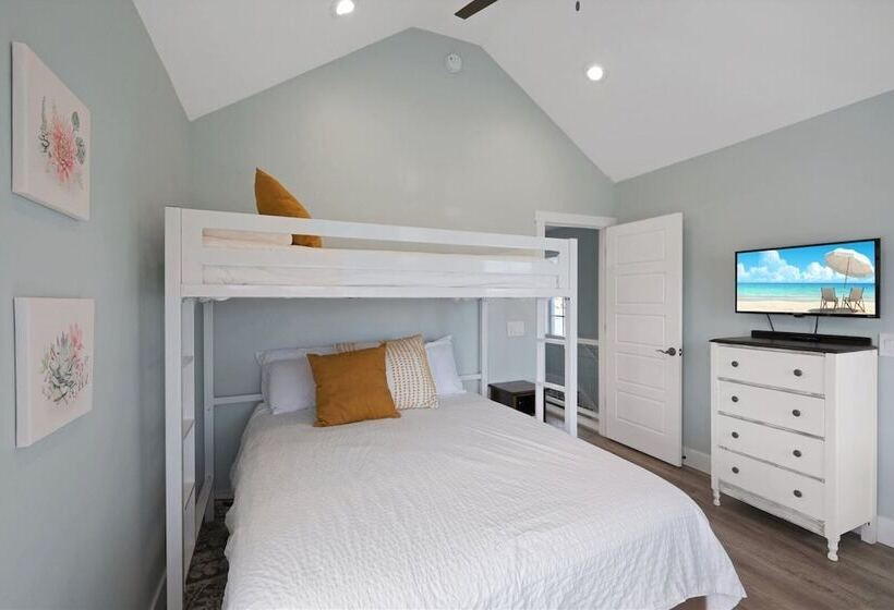 Hook, Wine, & Sinker