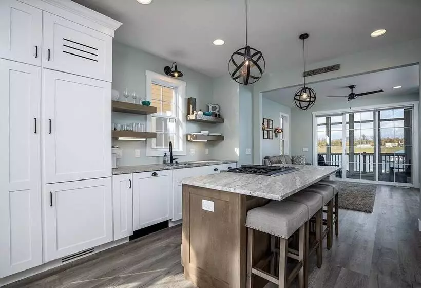 Hook, Wine, & Sinker