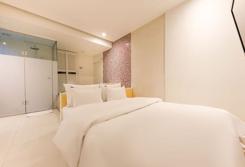 מוטל Dangjin Infinity