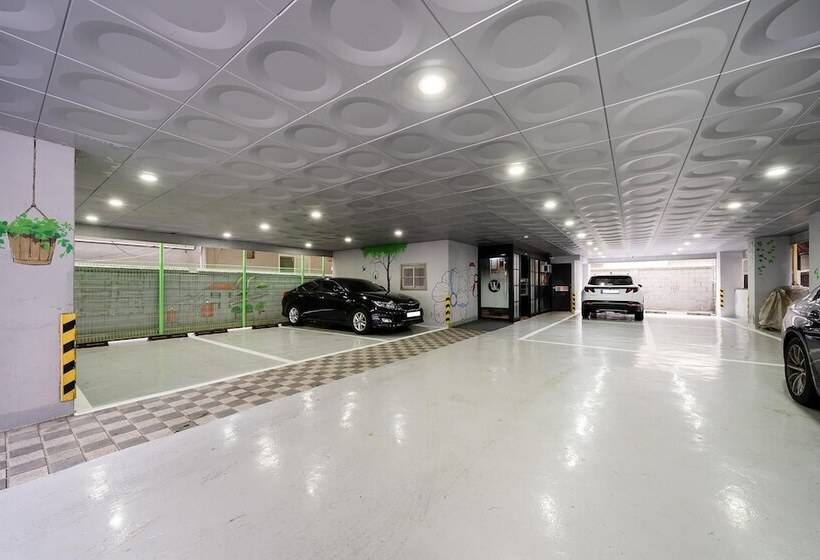 Motell Indeogwon Valt