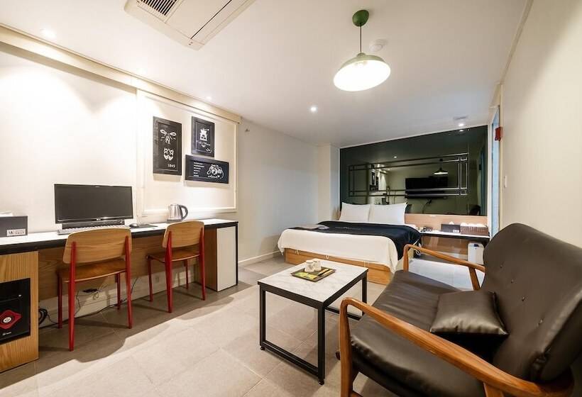 Motell Indeogwon Valt