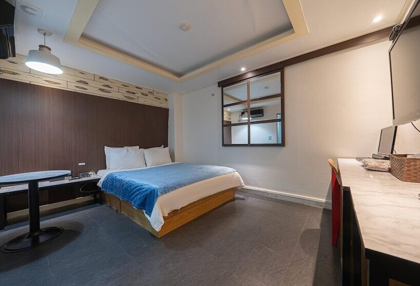 Motell Indeogwon Valt