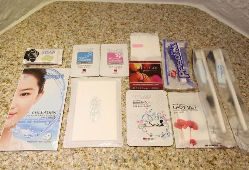 מוטל Suwon Station M