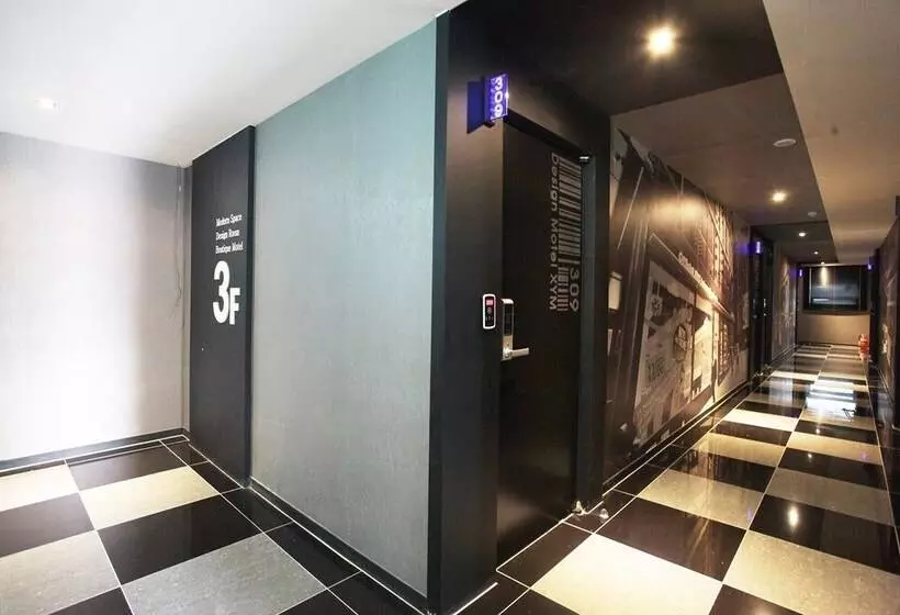مُتل Wolgot Design Hotel Xym