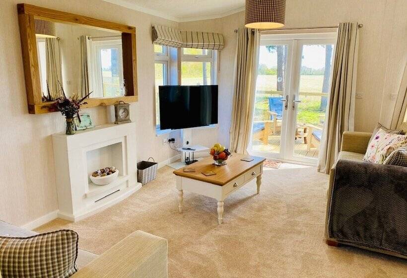 渡假胜地 Hollicarrs Wildflower Lodge