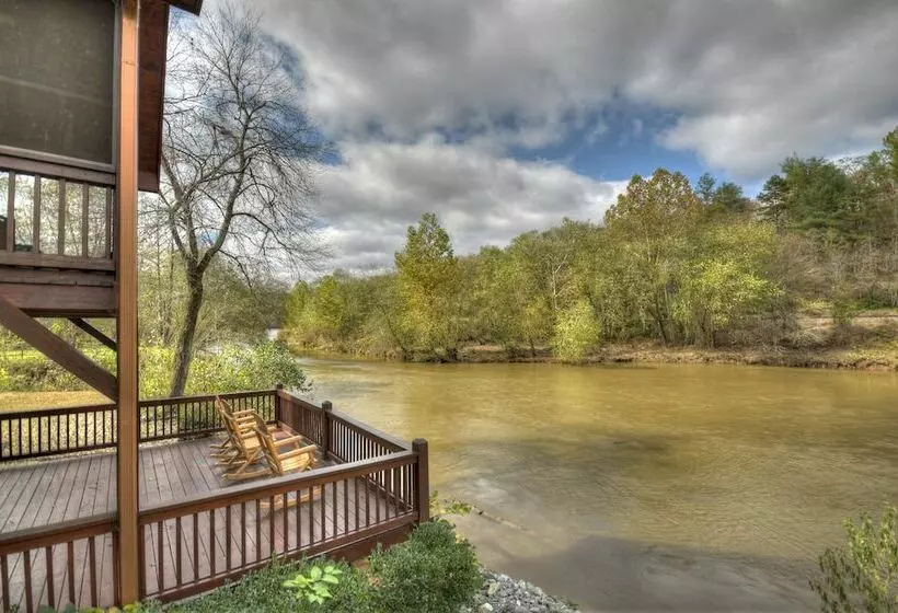 River S Bear Lair