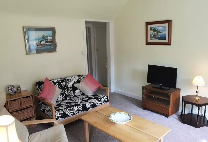 Annslea Garden Cottage