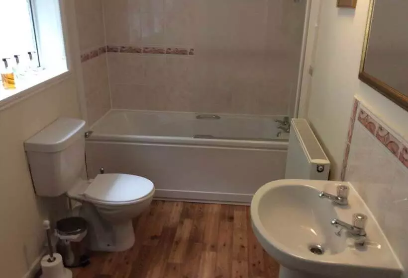 Annslea Garden Cottage