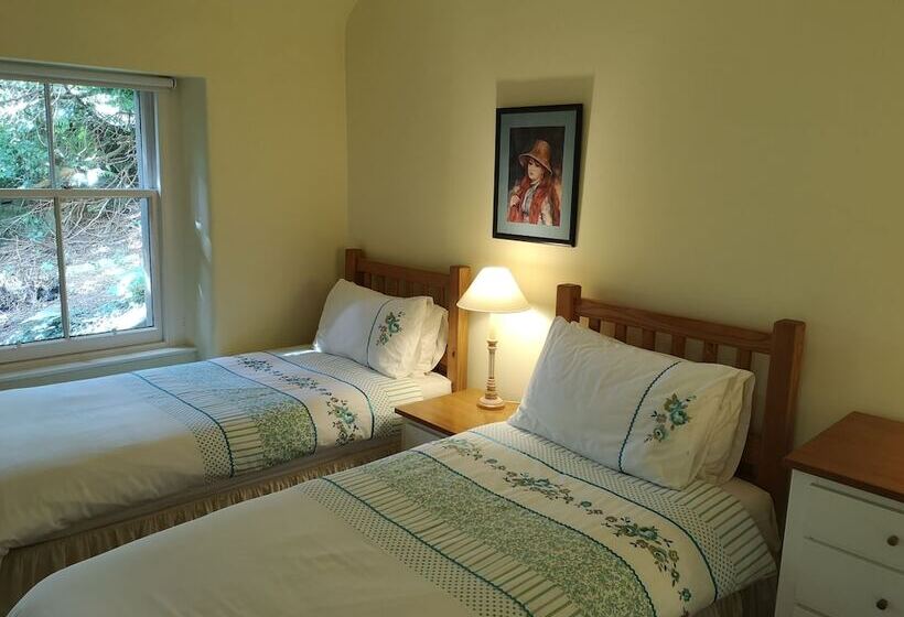 Annslea Garden Cottage