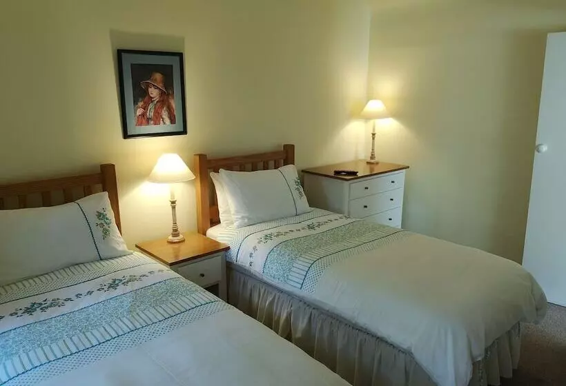 Annslea Garden Cottage