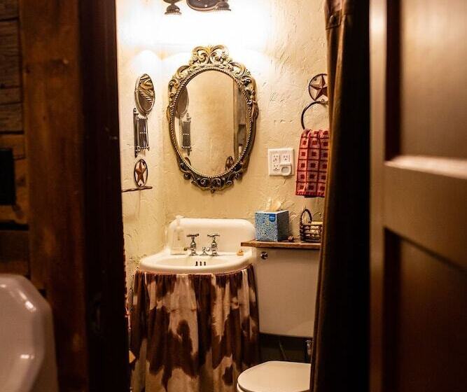 مبيت وإفطار Decatur Courthouse Suites